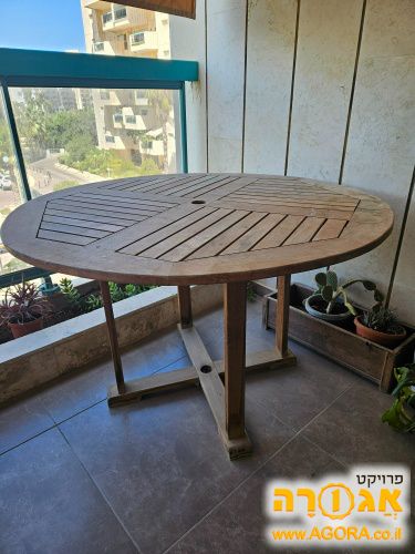 שולחן למרפסת גינה