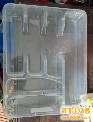כלי פלסטיק לחלוקת סכום