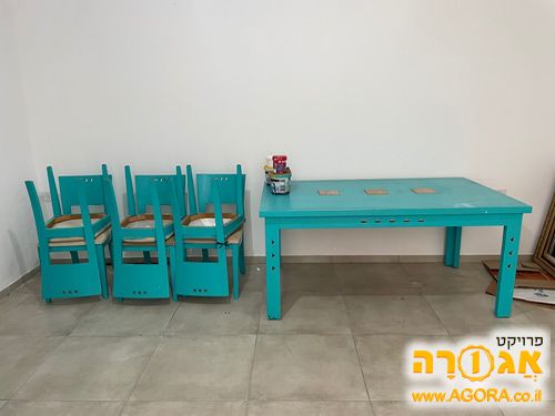 שולחן גדול