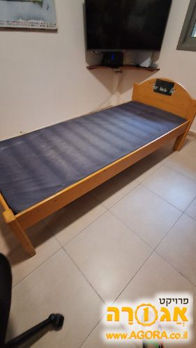 מיטת עץ לילד/ה
