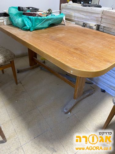 שולחן אוכל ויטג'
