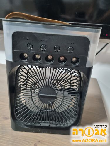 מאוורר שמרסס מים
