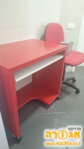 שולחן תלמיד עם כסא מסתובב