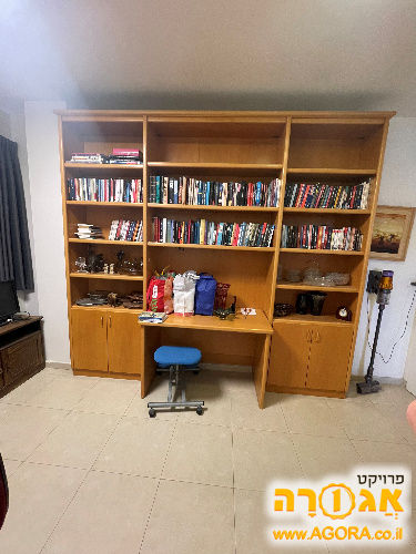 ספריה גדולה ואיכותית
