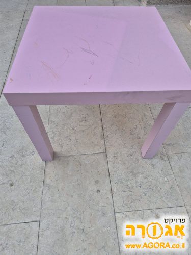 שולחן ילדים ורוד