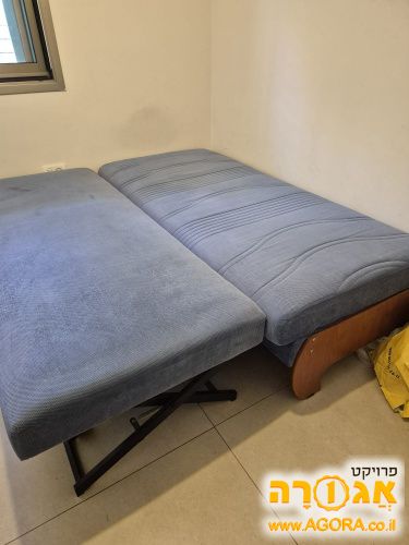 מיטת נוער נפתחת