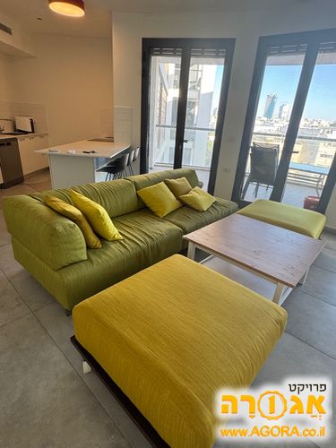 ספה והדום