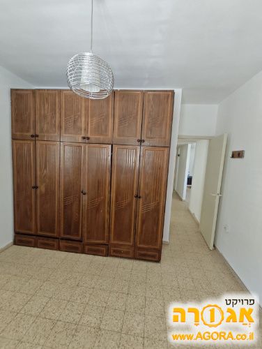 ארון בגדים
