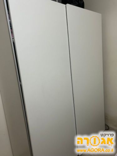 ארון הזזה
