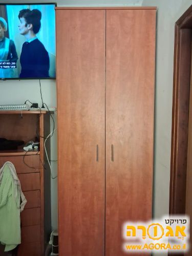 ארון בגדים