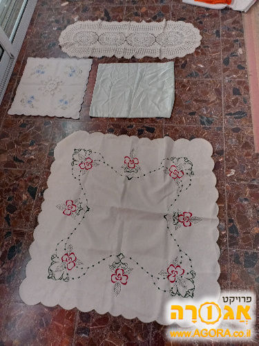 מפות שולחן ווילונות וכיסוי לכריות