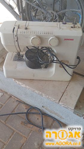 מכונת תפירה