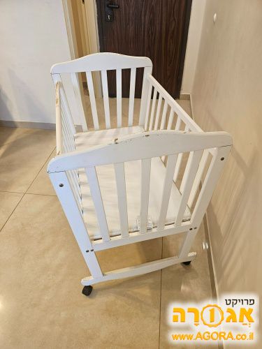 עריסת עץ