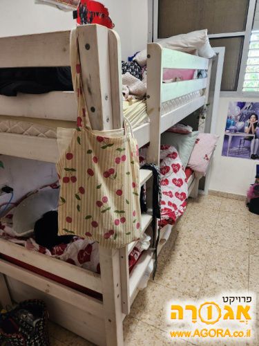 מיטת קומותיים מעץ פלוס מיטת חבר