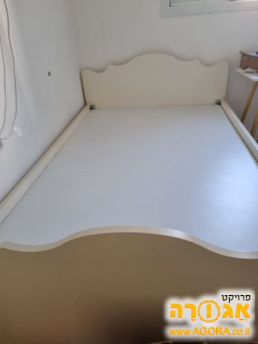מיטה וחצי כחדשה - מפורקת ומוכנה להובלה
