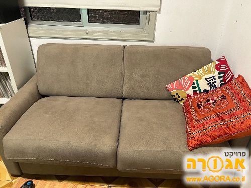 ספה נפתחת למיטה