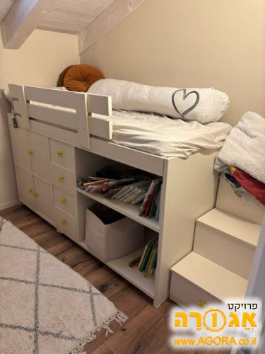 מיטת גלריה לילד