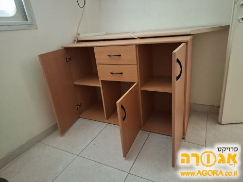ארון נמוך