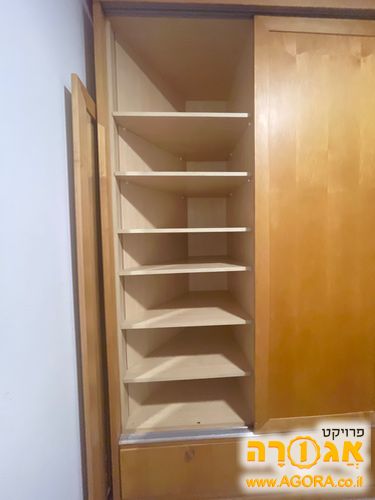 ארון הזזה