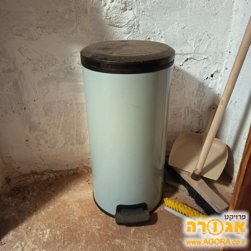 פח אשפה 30 ליטר