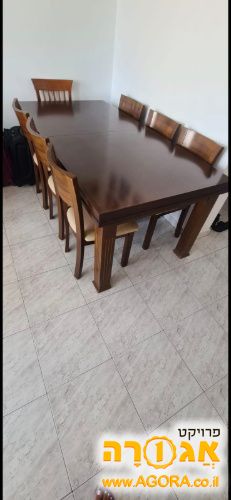 שולחן לפינת אוכל+ 6 כסאות