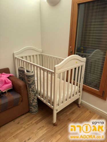 מיטת תינוק