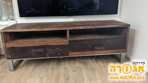 שידת טלוויזיה