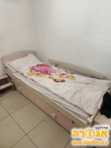 מיטת נוער