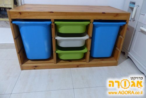 שידת משחקים של איקאה