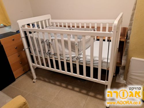 מיטת תינוק