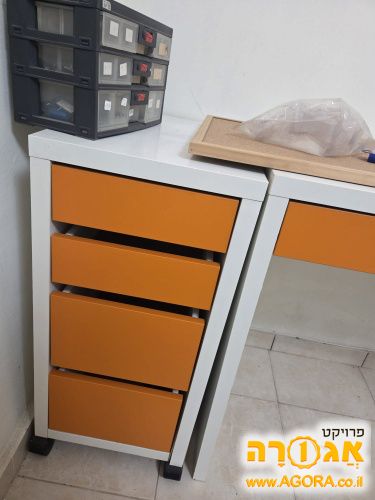 שידת מגירות משרדית