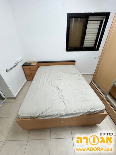 מיטה זוגית
