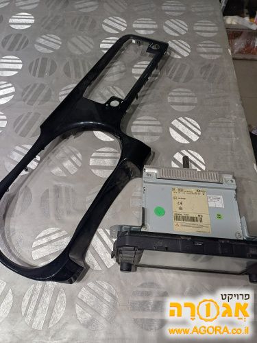 מערכת מולטימדיה לרכב יונדאי