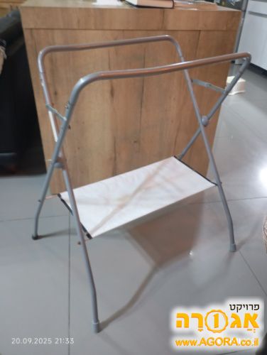 מעמד אמבט תינוק