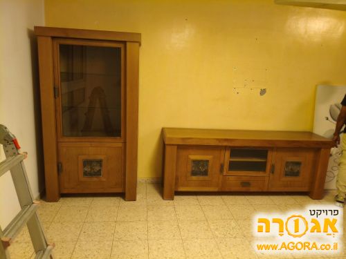 מזנון לסלון עם ארון