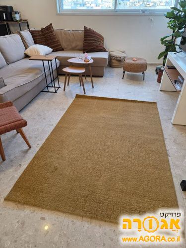 שטיח איכותי במצב טוב- 1.40x2.00