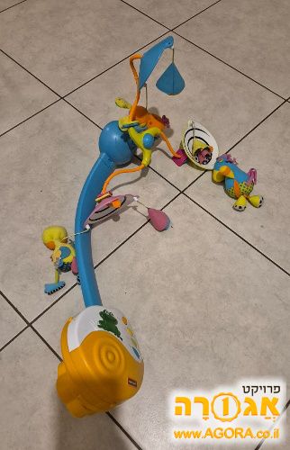 מובייל למיטת תינוק