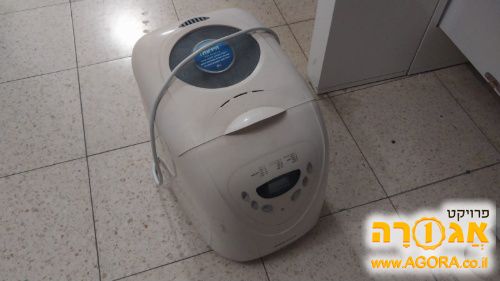 מכונת אפיית לחם