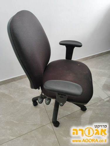 כסא משרדי