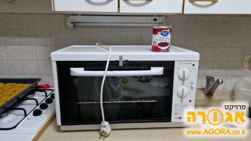 תנור קטן על השיש