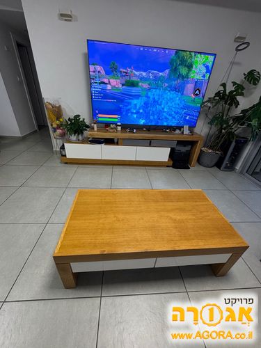מזנון + שולחן