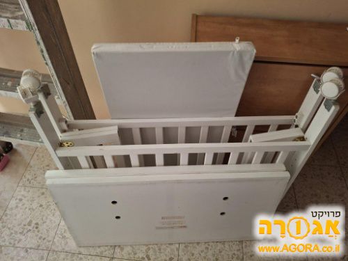 עריסה לתינוק