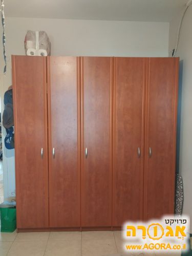 ארון 5 דלתות
