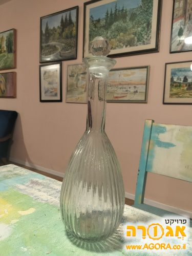 מיכל קריסטל למשקאות חריפים