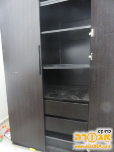 ארון איקאה