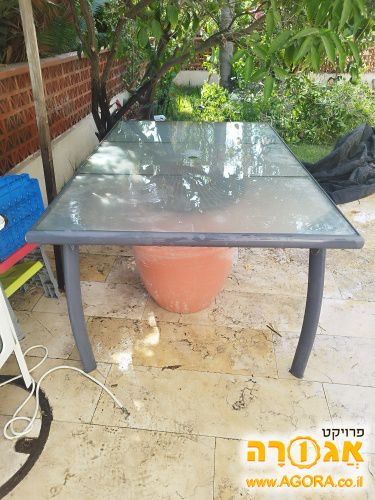 שולחן לגינה