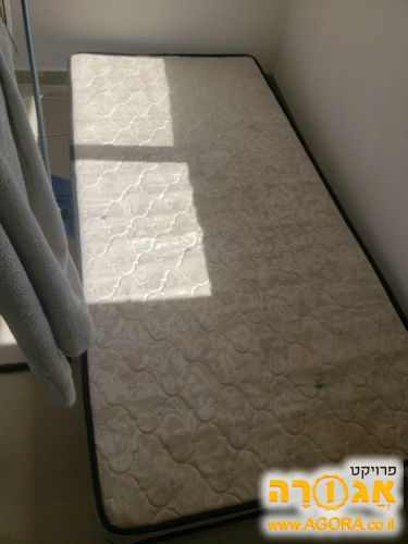 מזרון יחיד