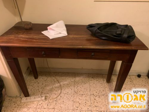שולחן כתיבה מעץ