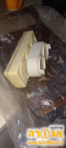 תקעים