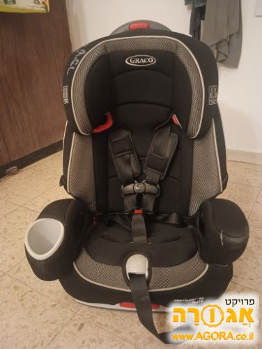 כיסא בטיחות לרכב